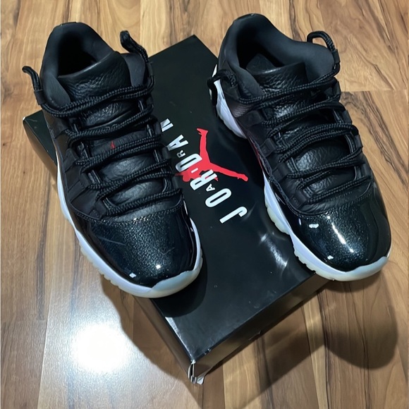 **sold** Air Jordan 11 Retro Low “72-10” - Picture 2 of 8